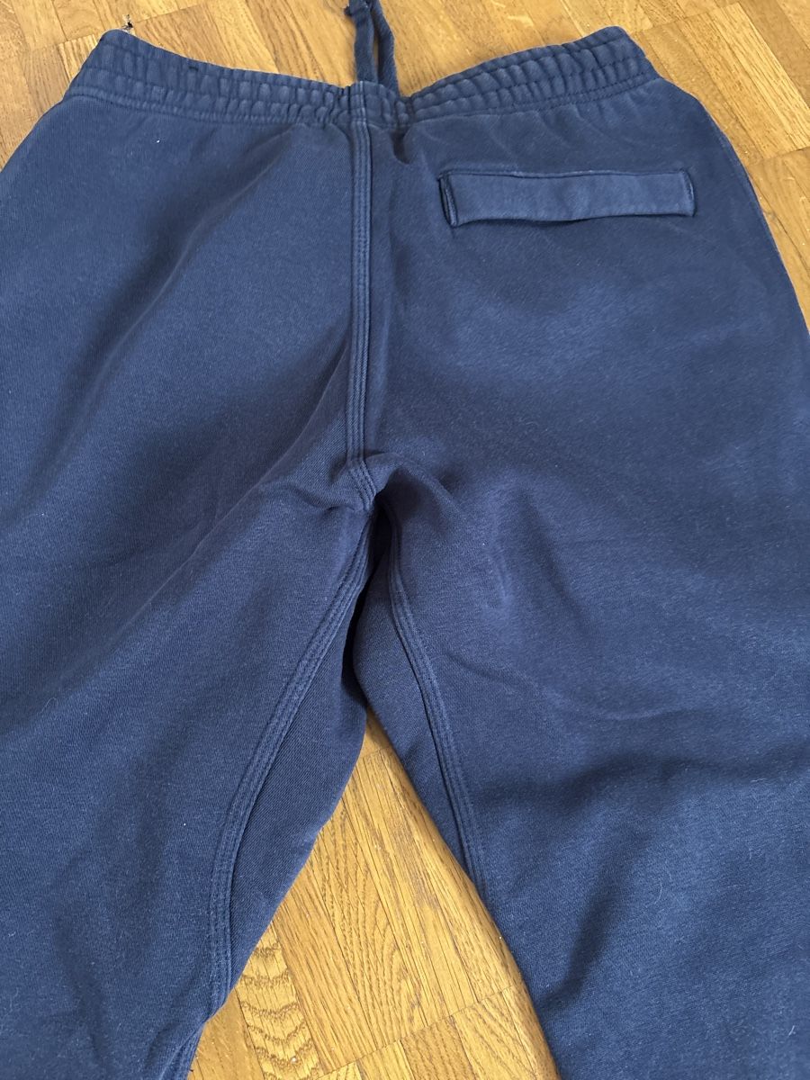 Nike Pantaloni: Nike – Usato da Pully venduto da Kalissa 3