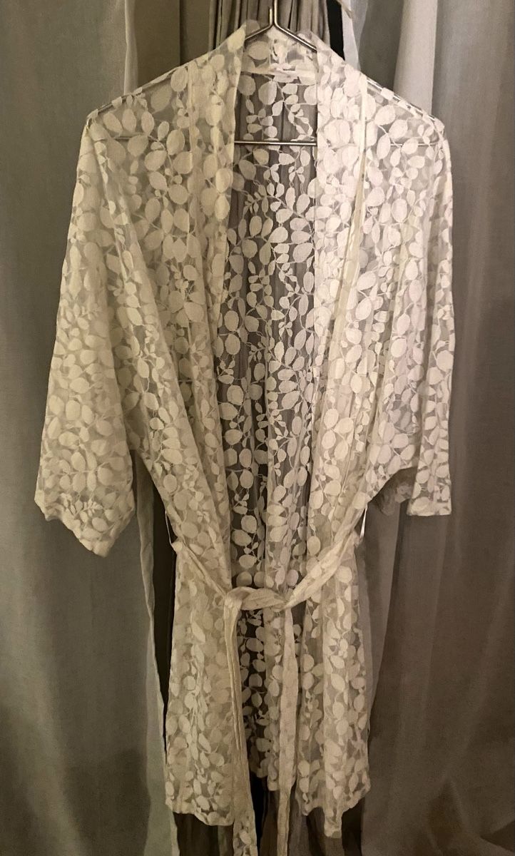 Kimonos: Zimmerli Spitzen Kimono – Neuf (Voir description) à Zürich par linlin02