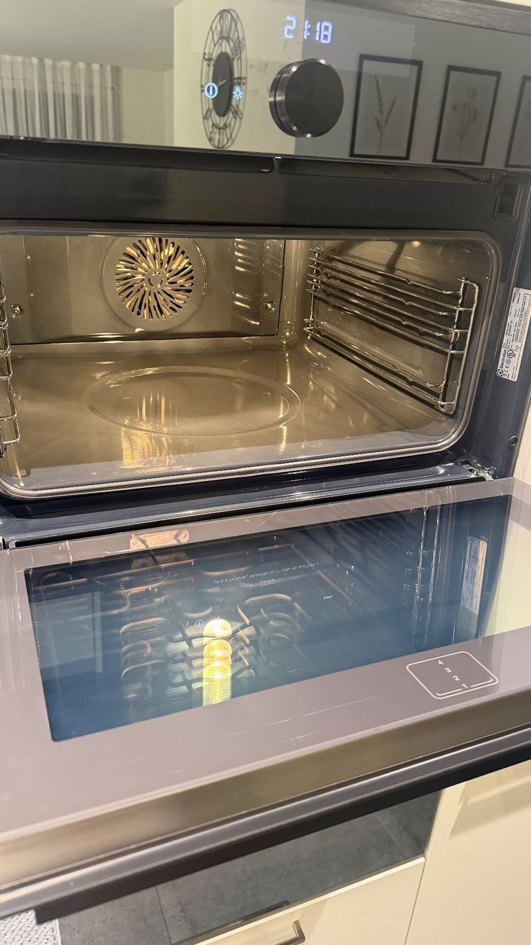 Electrolux Forni: Electrolux Einbaubackofen Schwarz Spiegel – Nuovo (secondo la descrizione) da Möriken AG venduto da esr_q95s 1