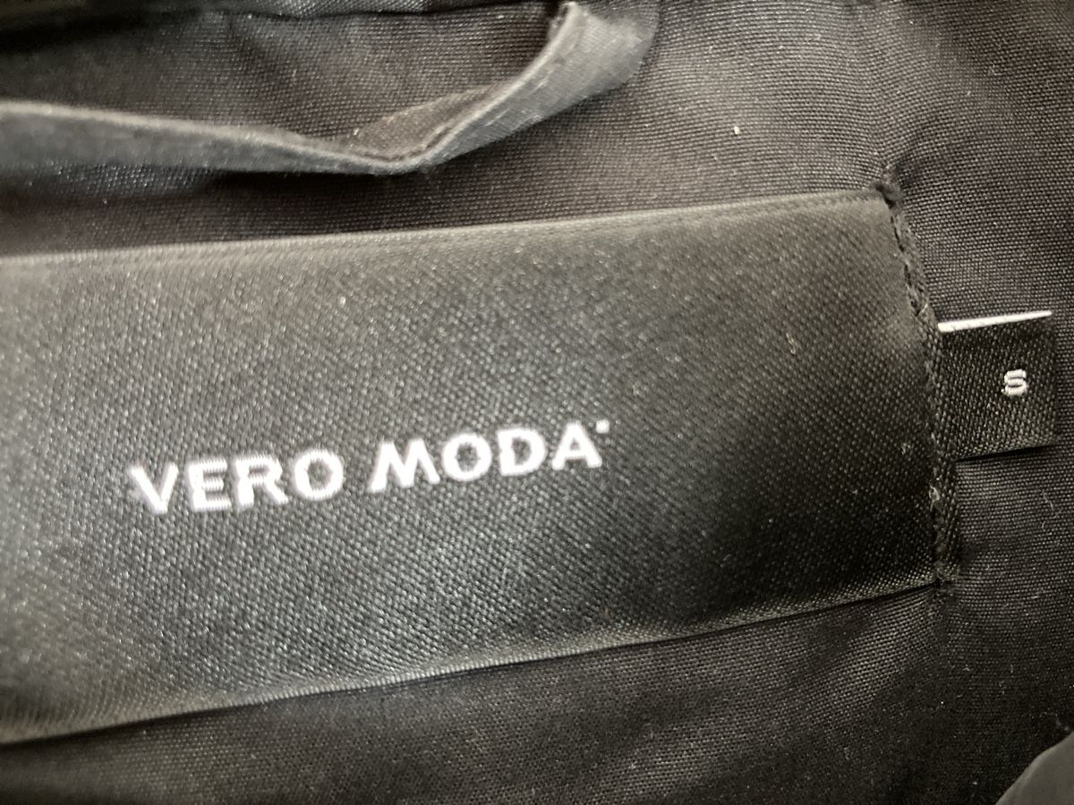 Giacche: Jacke – Usato da Rheinsulz venduto da schlumpfine_1 1
