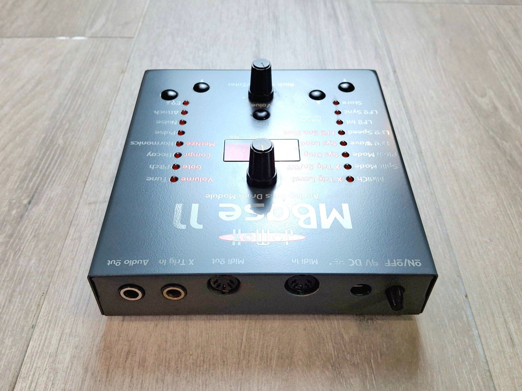 Jomox MBase 11 – Analog Bass Drum Module (Gebraucht) in Villars-sur ...