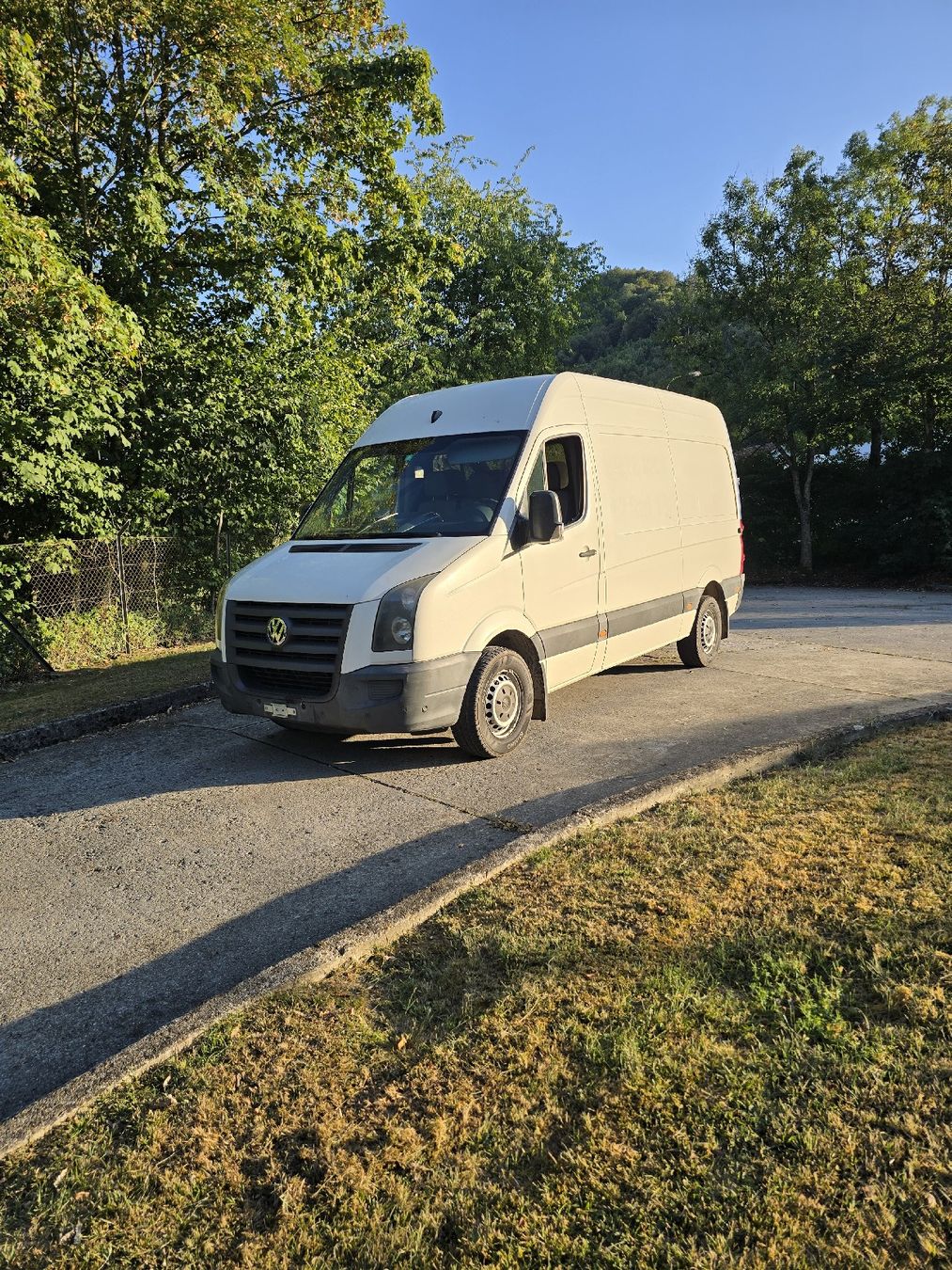 VW Nutzfahrzeuge: VW Crafter 35 Lieferwagen – Gebraucht aus Fischingen von Produktix