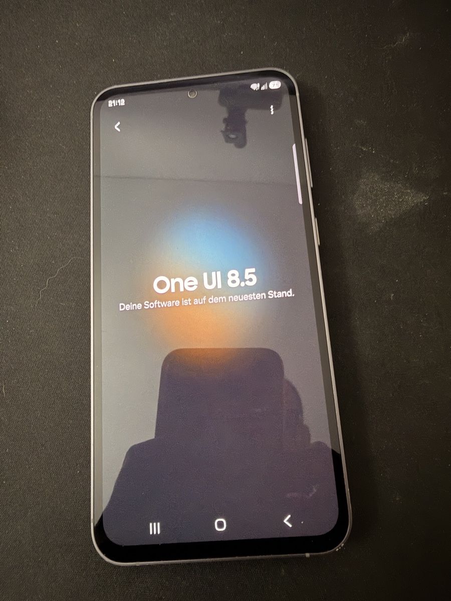 Samsung Handys / Smartphones: Samsung Galaxy S23 FE 128 GB Grau – Neu (gemäss Beschreibung) aus Selzach von SiendoGaming 2