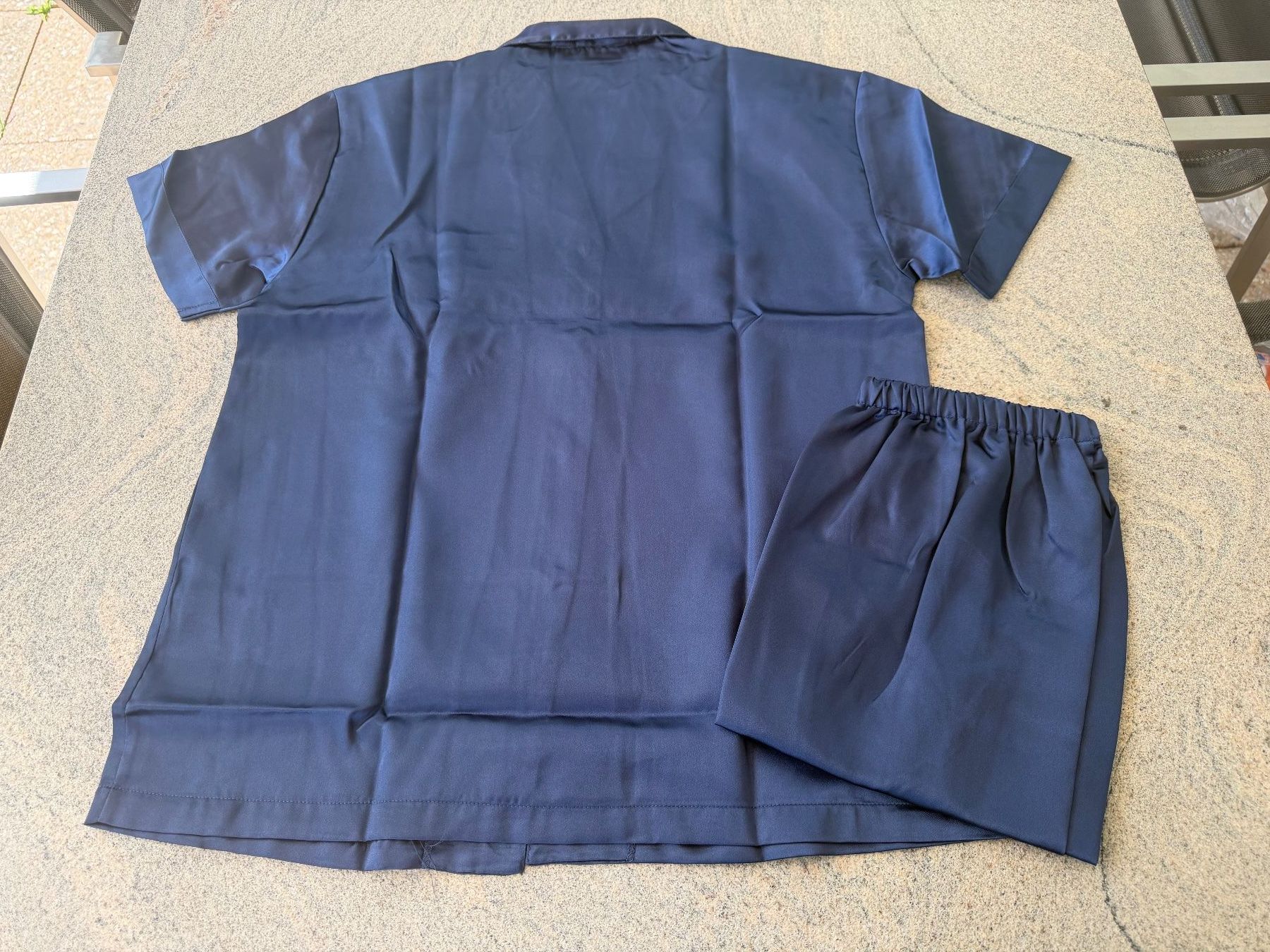 Negligees & Pigiami: Kurz Pyjama in der Grösse M dunkelblau ev. aus Seide???? – Nuovo e nell'imballaggio originale da Geroldswil venduto da Jeremy11 4