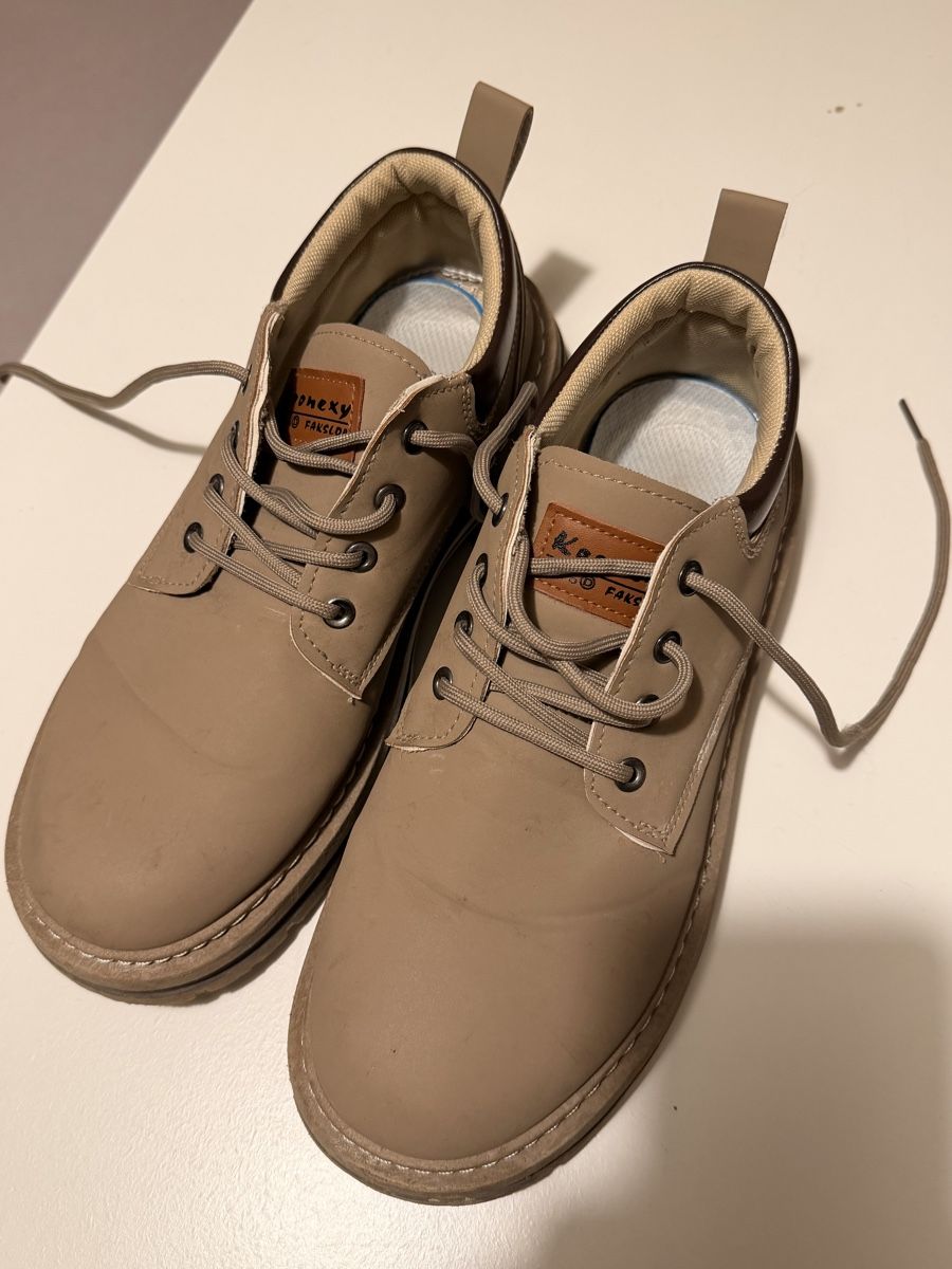 Scarpe da uomo: Herren Schuhe, Beige, Grösse 43. – Usato da Adliswil venduto da StephanieAnnina 4