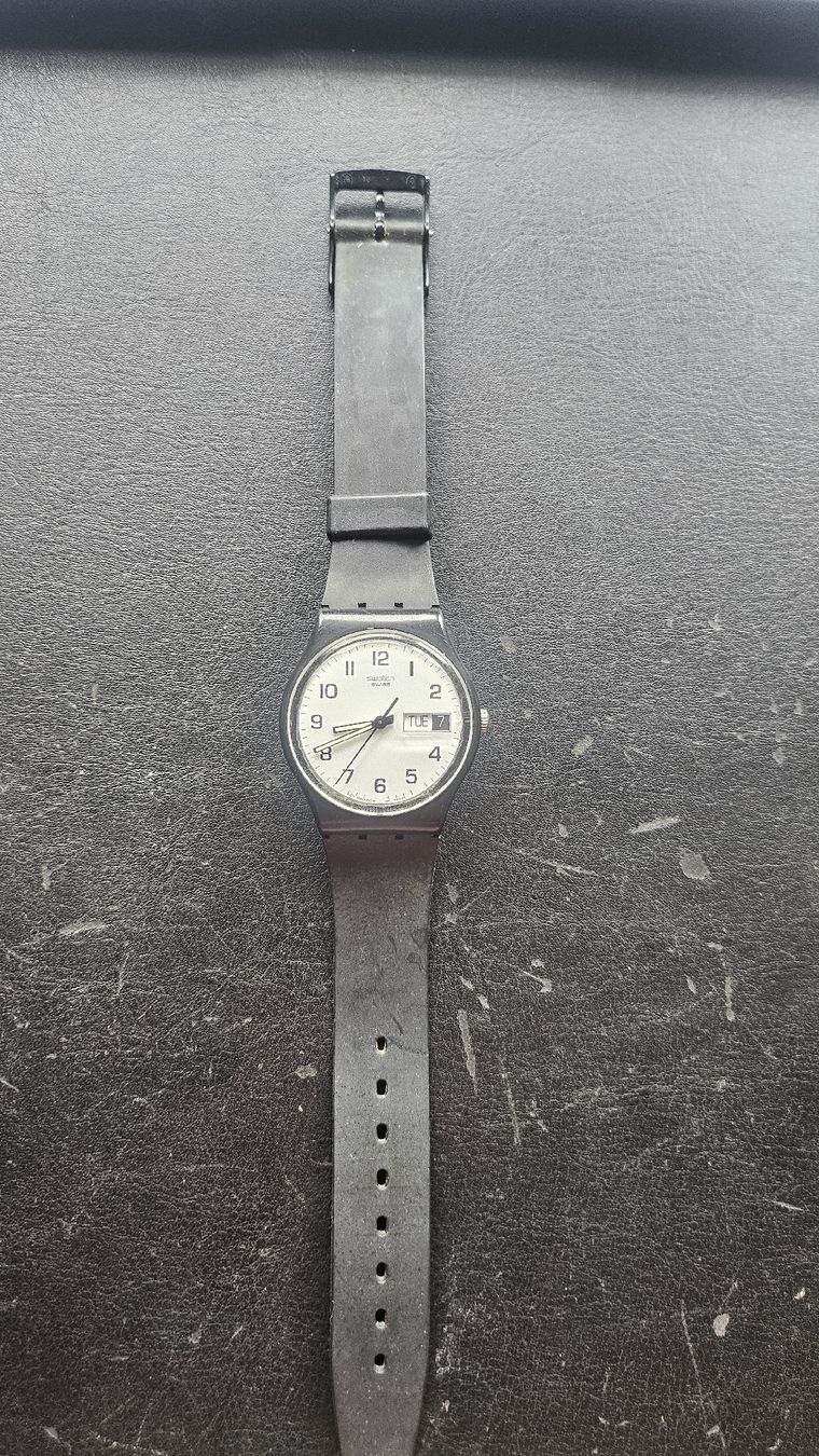 Swatch Orologi: Swatch watch schwarz 35mm – Usato da Goldiwil (Thun) venduto da rkweiss 1
