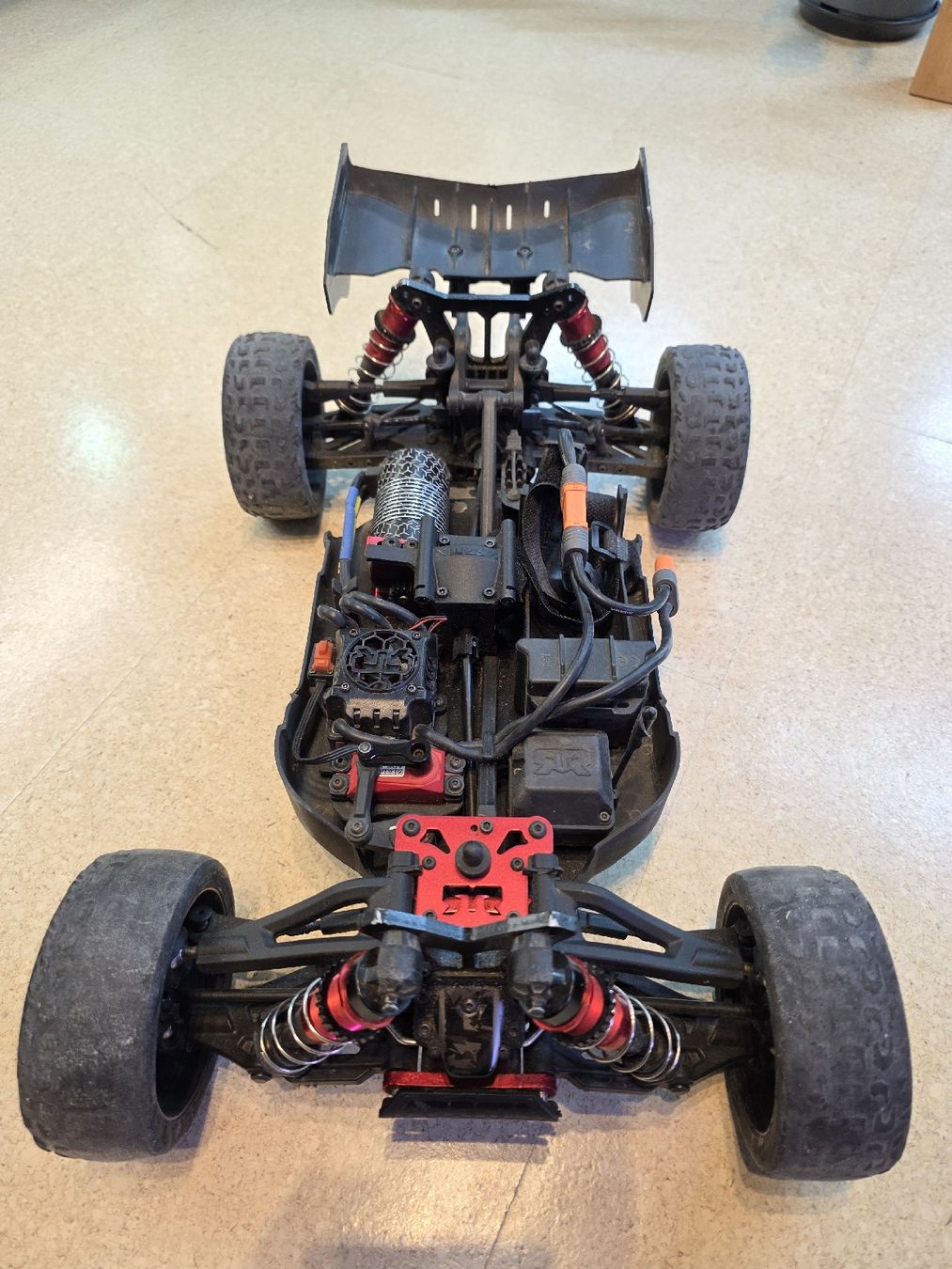 Arrma Modellismo RC: Arrma Typhon 6s – Usato da Cham venduto da dow_9ssc 2