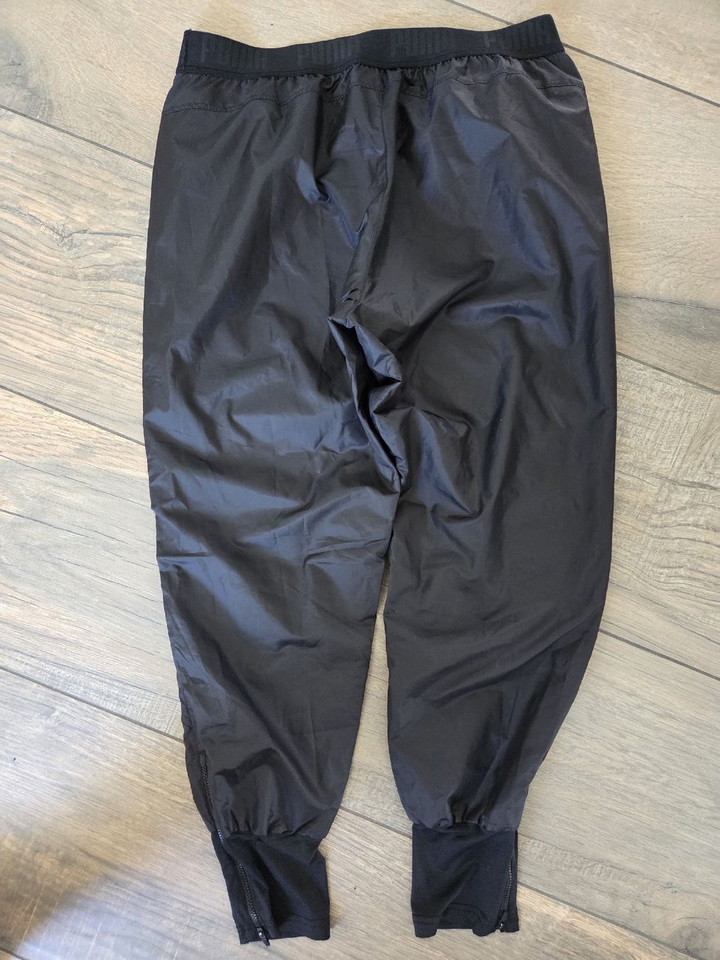 Puma Pantaloni: Puma Freizeit Hose S-M – Nuovo (secondo la descrizione) da Frauenfeld venduto da bea_6m8y 2