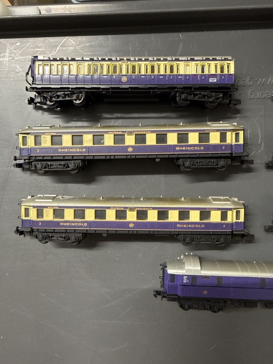 Arnold Modellini di ferrovie: Modelleisenbahn Waggons Rheingold, Spur N – Usato da Berikon venduto da TopLok 1