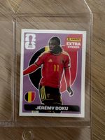 PANINI Extra Sticker - Jérémy Doku - lila