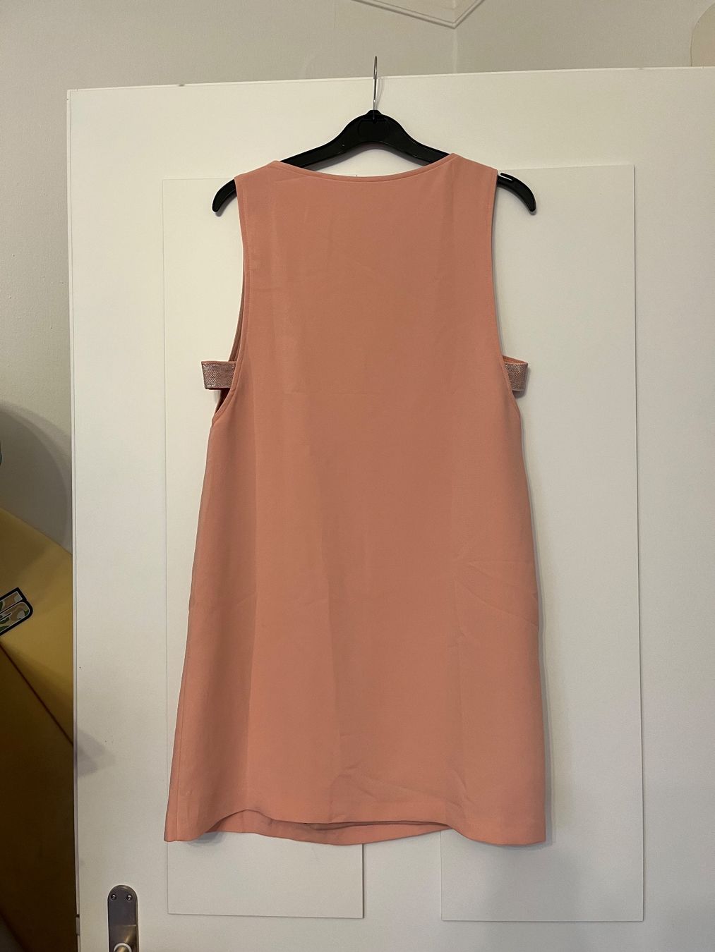 Mango Vestiti: Kurzes Kleid mit tollem Armausschnitt, size S – Usato da Zürich venduto da wol_s9qg 2