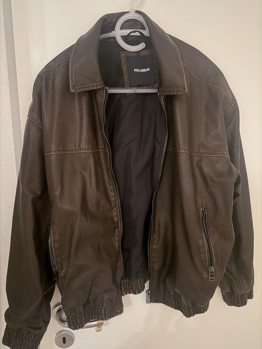Pull&Bear Giacche: Braune oversized Lederjacke von Pull and Bear in Grösse M – Nuovo (secondo la descrizione) da Thierachern venduto da due_ls6w