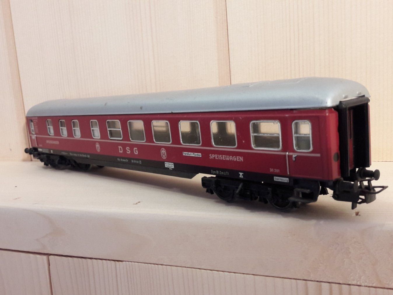 Märklin Modellini di ferrovie: Märklin HO AC : DB wagon-restaurant "WR4 – Usato da Buttes venduto da Cafe2005 3
