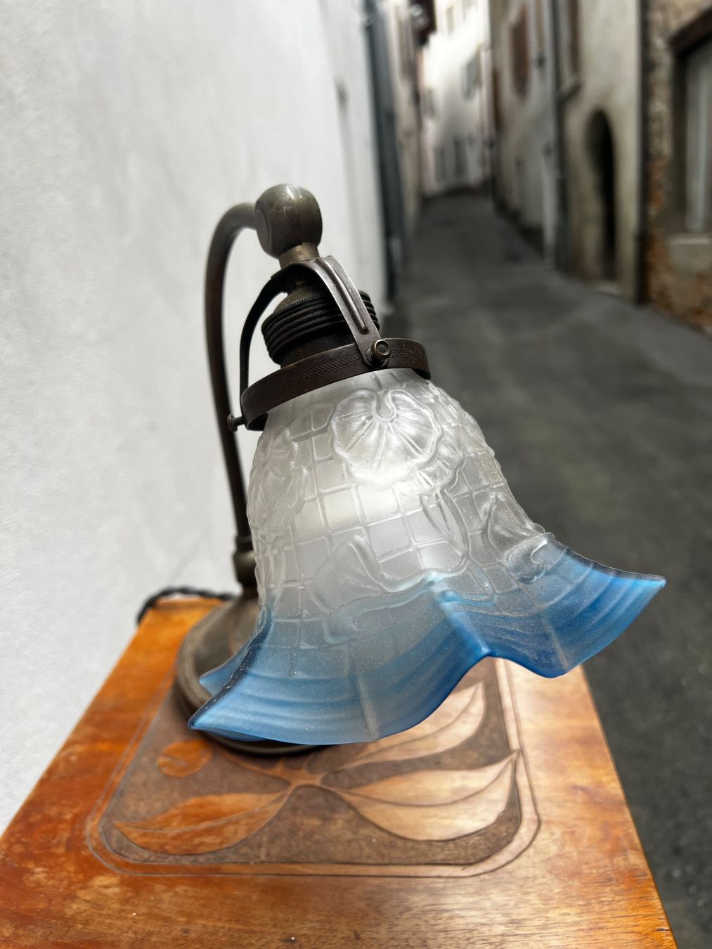 Lampade: Antike Jugendstil-Tischlampe – Usato da Riva San Vitale venduto da AM25 4