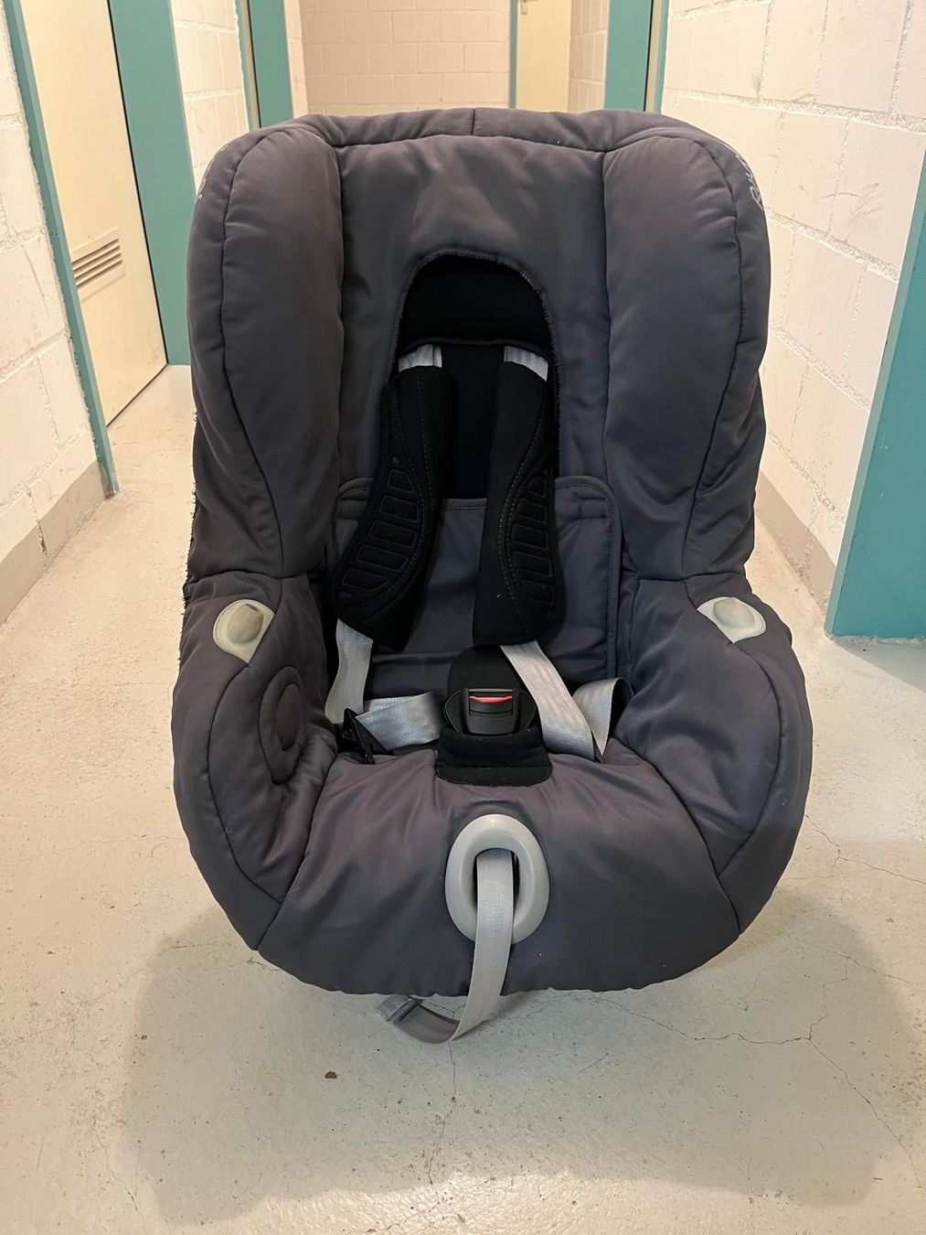 Britax Römer Seggiolini per auto: Autositz Römer 9-18 kg – Usato da Unterkulm venduto da Lotusblume81