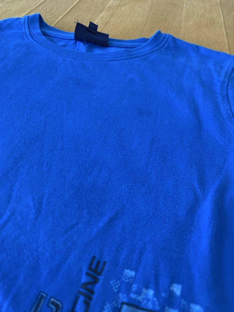 Hemden, T-Shirts & Polos: Langarmshirt Gr. 128 – Gebraucht aus Winterthur von Samu-V 3