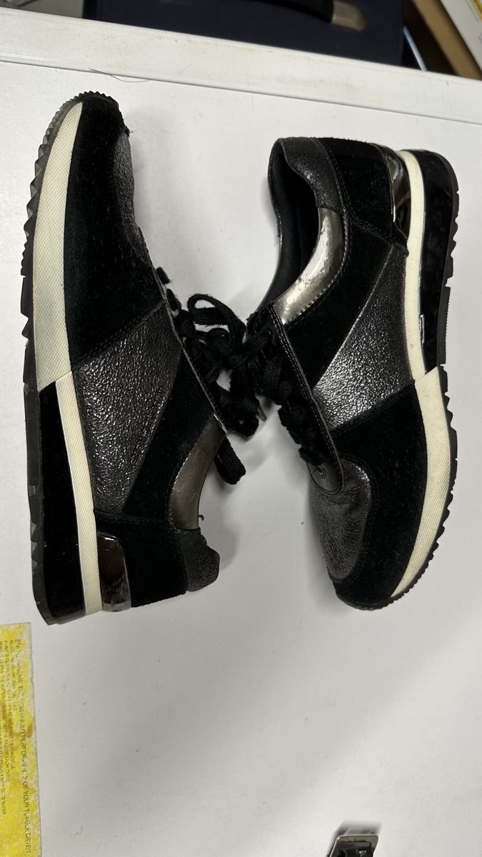 Michael Kors Damenschuhe: Michael Kors Sneaker Schwarz Grösse 38 – Gebraucht aus Zürich von Rammis 2