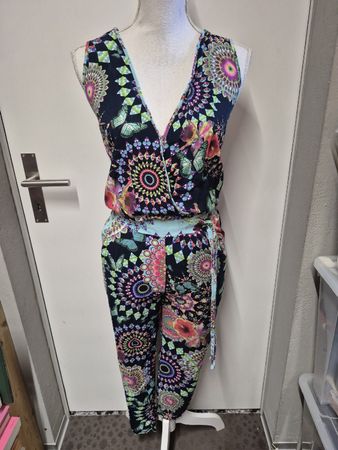 DESIGUAL Jumpsuit mit Blumenmuster Gr.S, bunt neuwertig