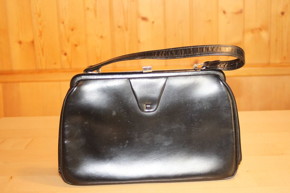 Lederhandtasche vintage (Gebraucht) in Sumiswald für CHF 16 – mit