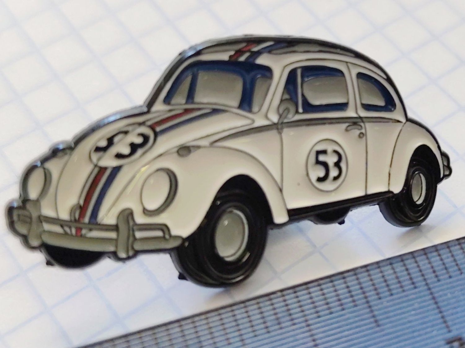 Volkswagen Placchette & Badge: Volkswagen Pin "Herbie 53" - Anstecker ca.  3cm – Nuovo (secondo la descrizione) da Bettingen venduto da hamau2012 4