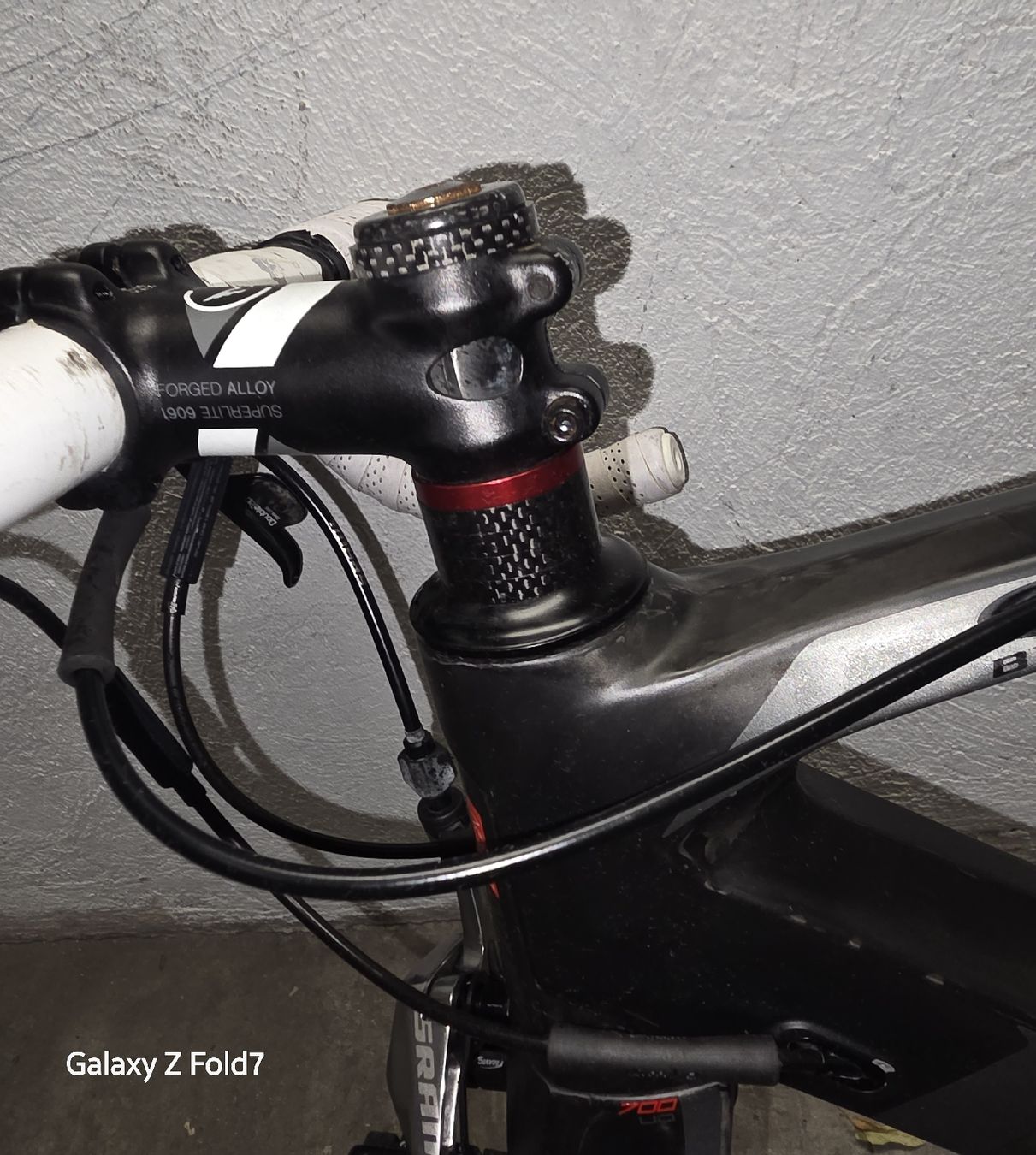 Pezzi di ricambio: Vélo de course Btwin cadre carbone  – Usato da Genève venduto da Fida2019 9