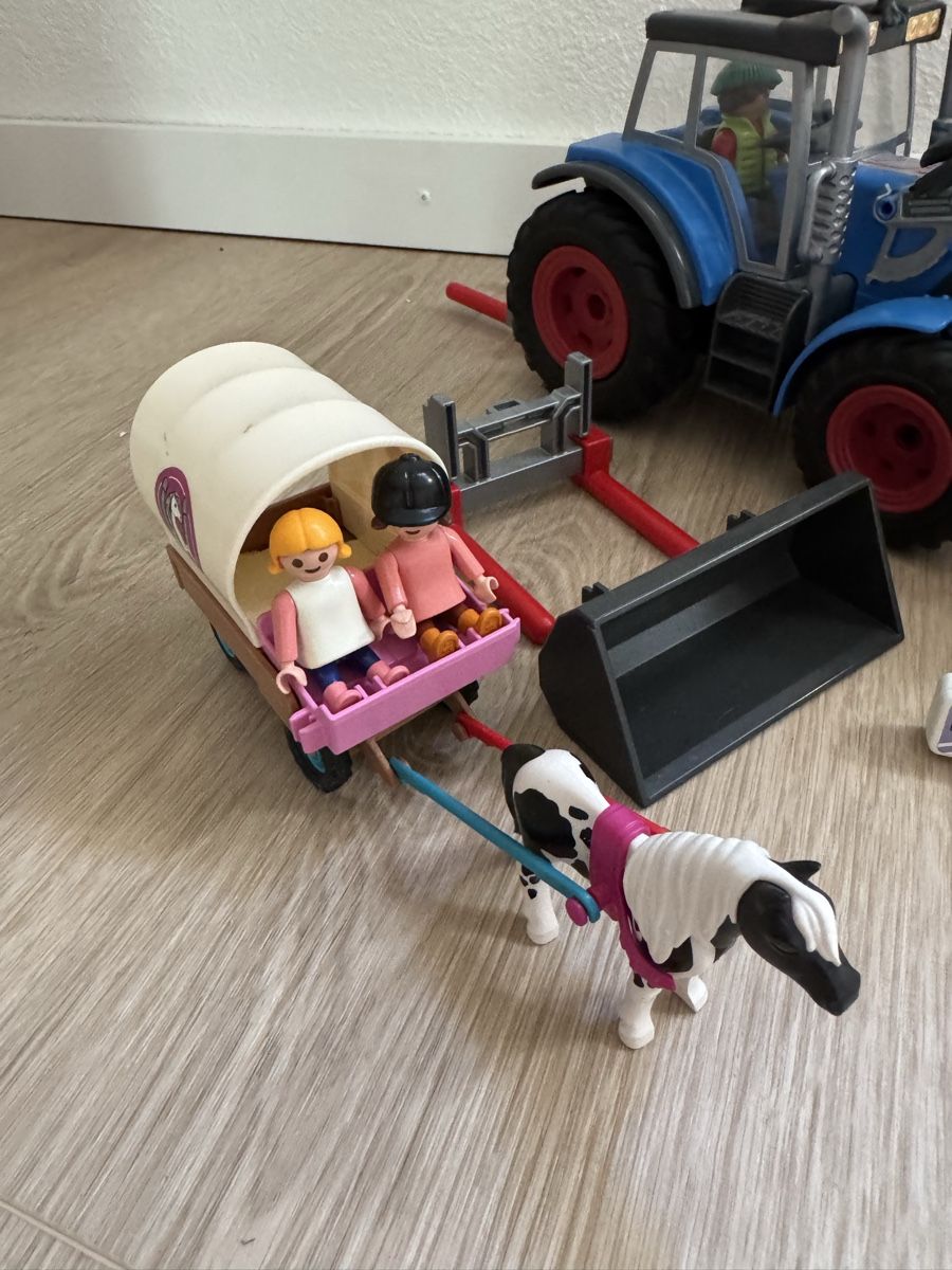 Playmobil Giocattoli: Playmobil Bauernhof Set mit Traktor und Tieren – Usato da Fehraltorf venduto da portas6 1