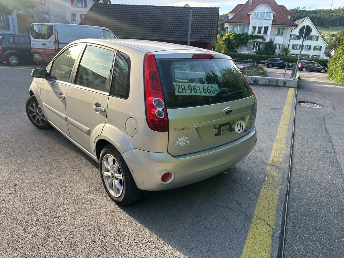 Ford Automobili: Ford Fiesta 1.4 Limousine  – Usato da Elgg venduto da Cherry777. 2