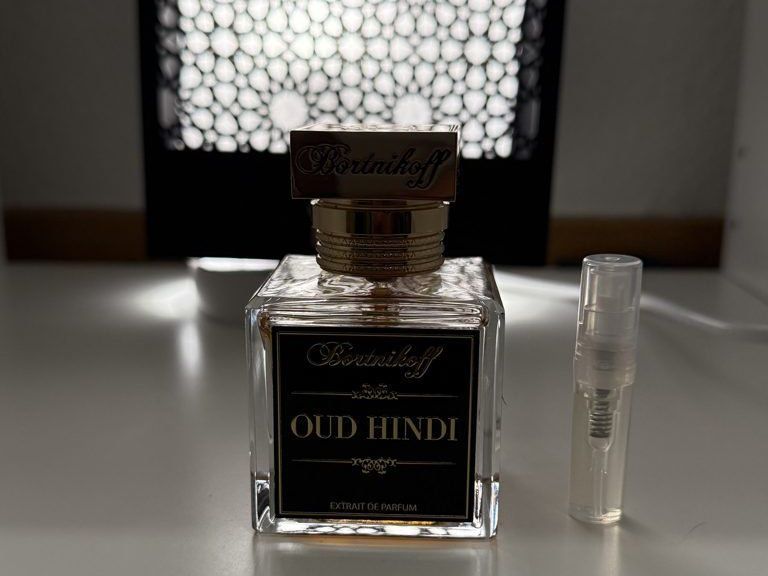Profumi & Eau de Toilette: Bortnikoff Oud Hindi – décant 2 ml – Nuovo (secondo la descrizione) da Meyrin venduto da Al_Andulsi