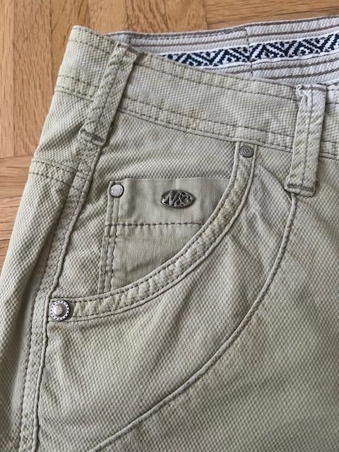 Nile Hosen: "NILE" Sommer - Hosen Gr. S – Neu (gemäss Beschreibung) aus Walenstadt von ricamul 3