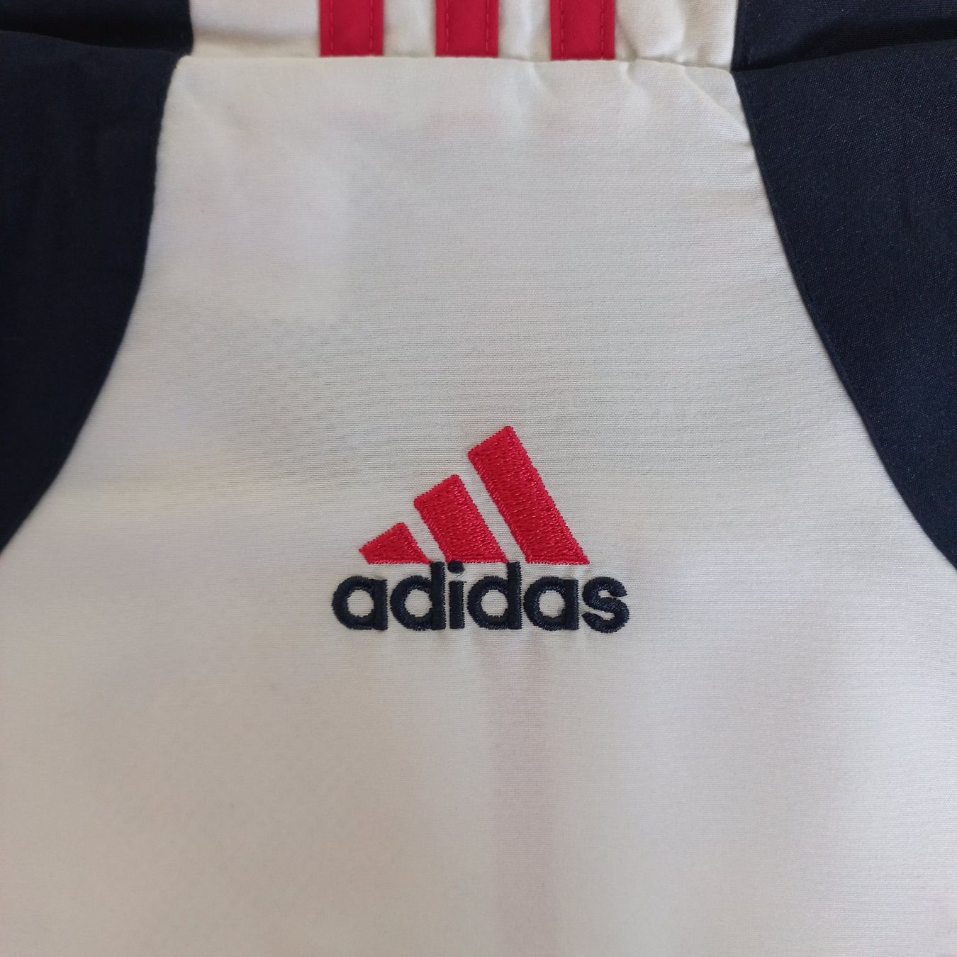 Adidas Giacche: Vintage Adidas Trackjacket (S) – Nuovo (secondo la descrizione) da Chamoson venduto da Sapoloshop 2