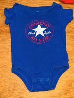 Converse Baby Body, Grösse 0-6 Monate, Top Zustand!