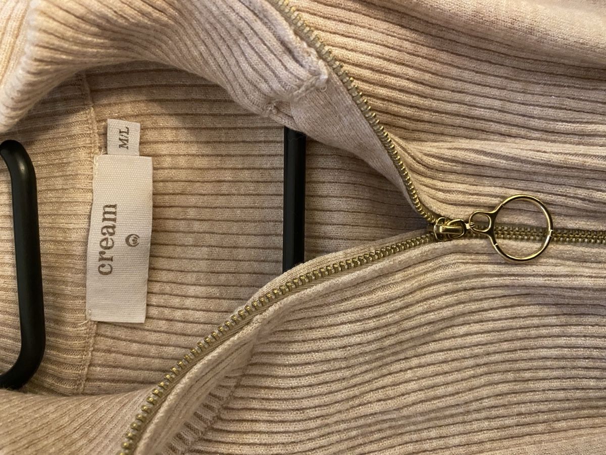 Pulls & Sweat-shirts: Beige/brauner Pullover Cream M/L – D'occasion à Dübendorf par GinaGiulia 2