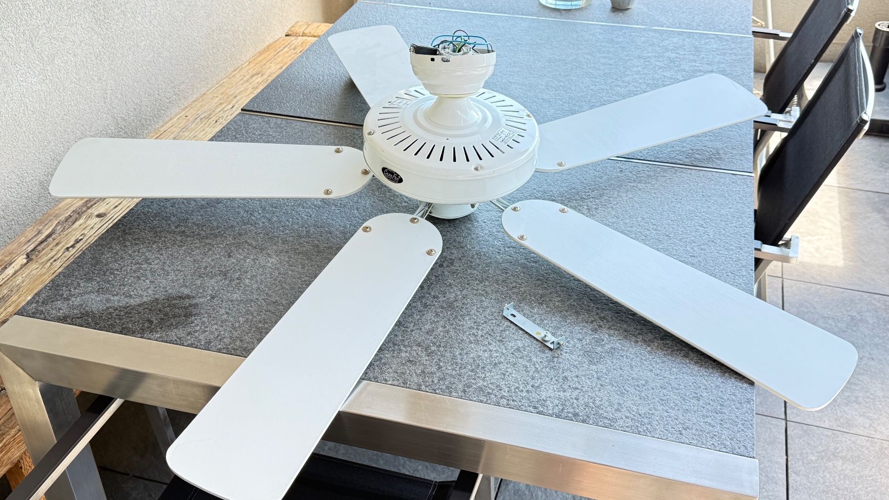 Ventilatoren: Deckenventilator weiss 5 Flügel gebraucht – Gebraucht aus Allschwil von Spice6 2