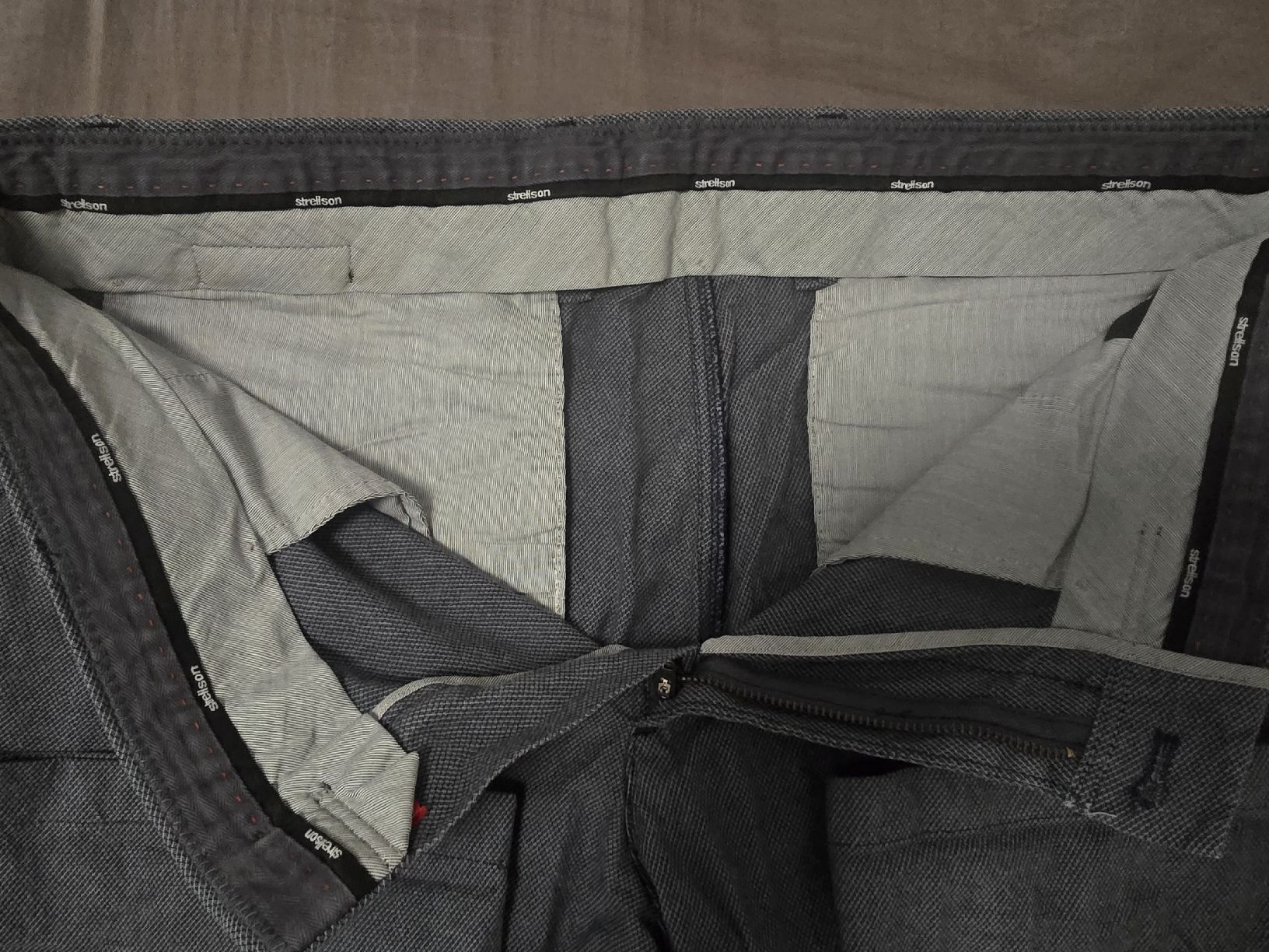 Strellson Hosen: Pantalon Strellson Gris Anthracite T.33/32  – Gebraucht aus Mont-sur-Lausanne von Didinho 3