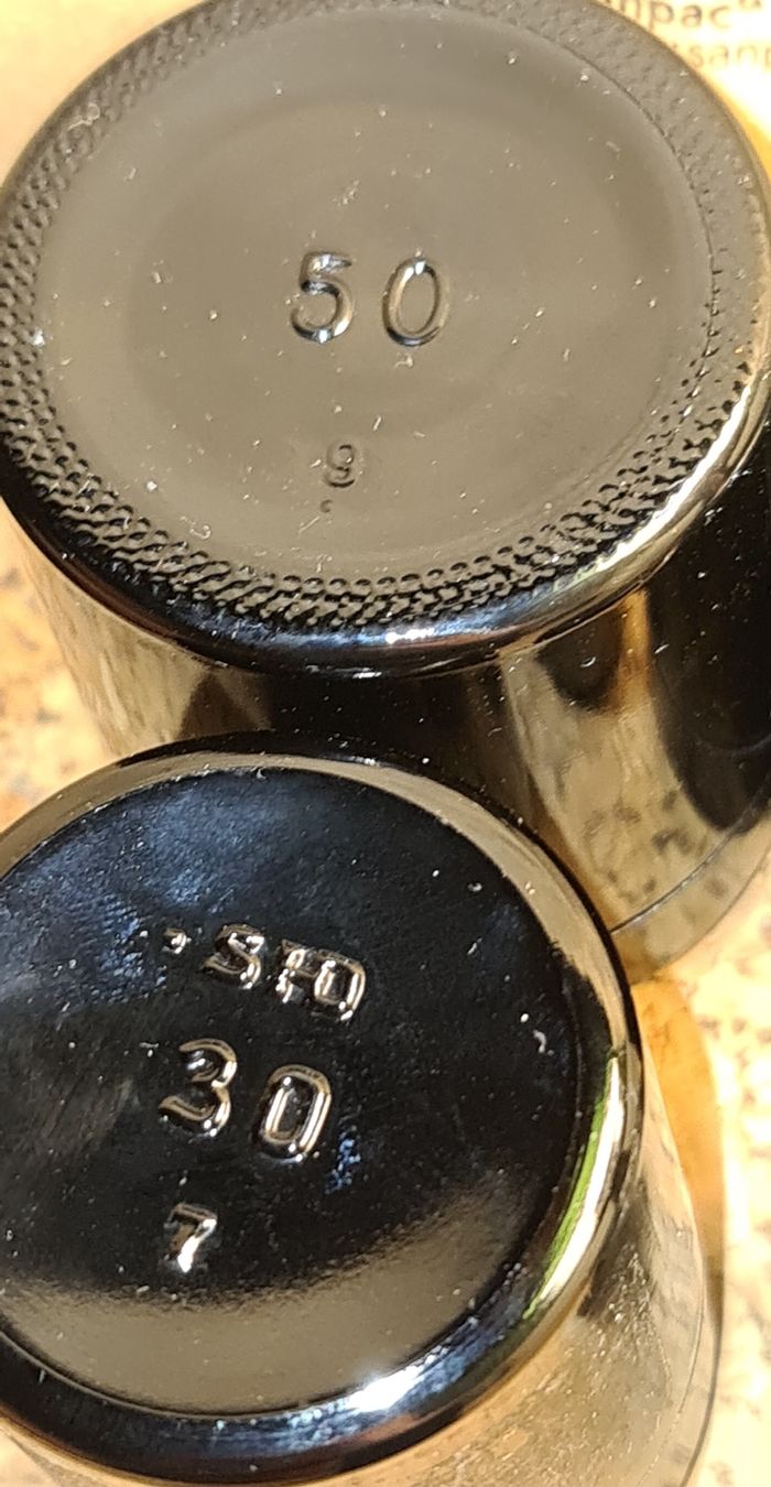 Bicchieri: pots à pommade / pharmacie. – Usato da Cortaillod venduto da signep 8