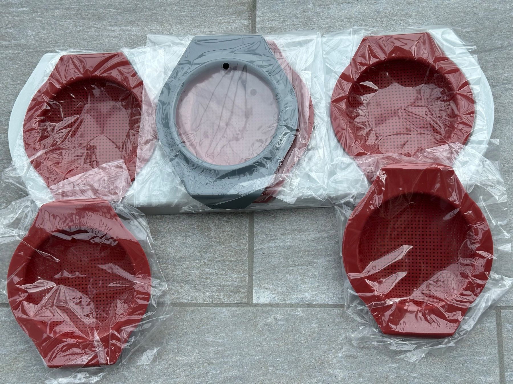 Betty Bossi Teglie da forno: Päckli-Maler Surprise – Nuovo e nell'imballaggio originale da Obstalden venduto da Porco13
