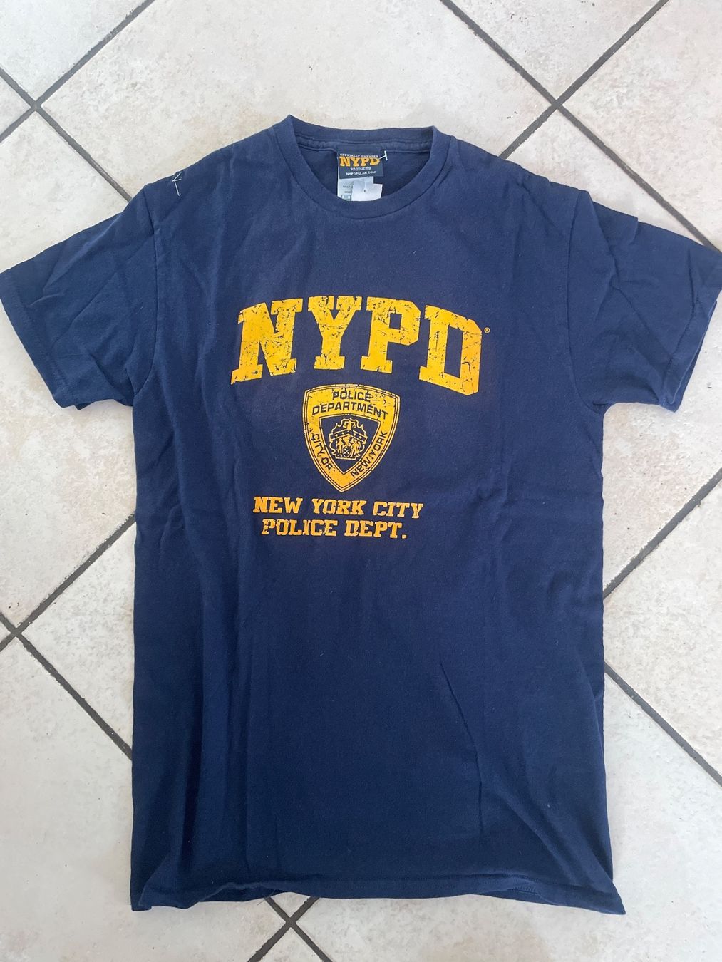 T-shirt: Cooles NYPD T-Shirt Gr S – Usato da Obergerlafingen venduto da cabo4