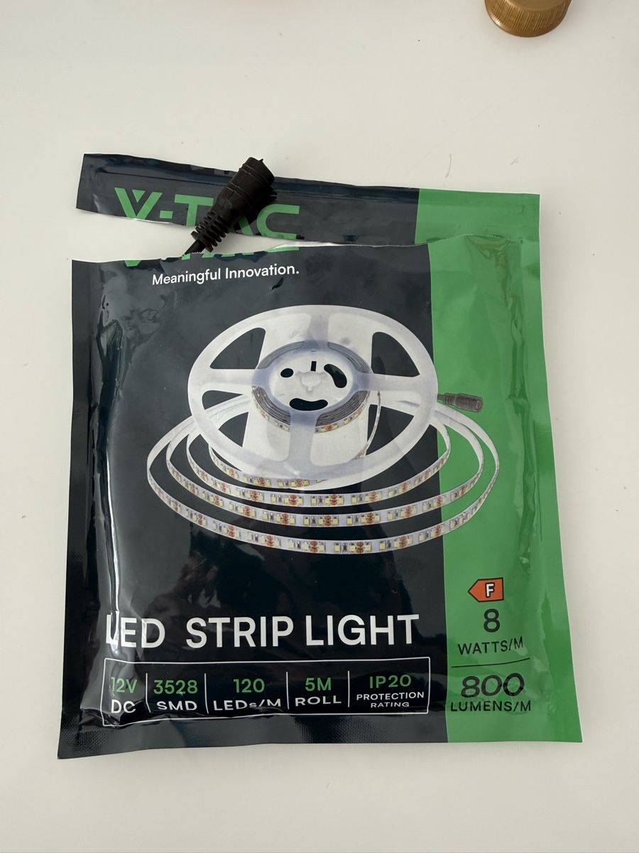 Ghirlande e barre luminose: 5m LED STRIP LIGHT – Nuovo (secondo la descrizione) da Claro venduto da KarinS84