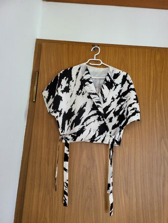 Crop top à motifs zébrés noir et blanc - Taille M