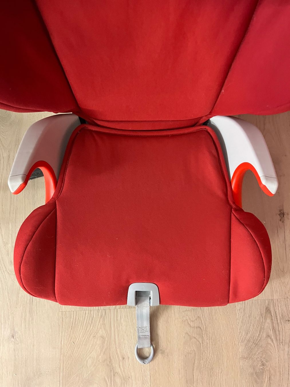 Britax Römer Seggiolini per auto: Kindersitz Britax Römer mit Isofix aus erster Hand – Usato da Halten venduto da enilin 2