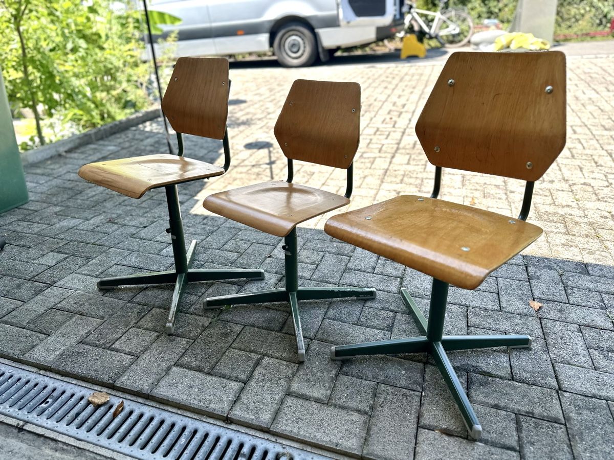 Embru Stühle: 3 x Kinderstuhl, Schulstuhl, Embru  – Gebraucht aus Altstätten SG von sar_65sw