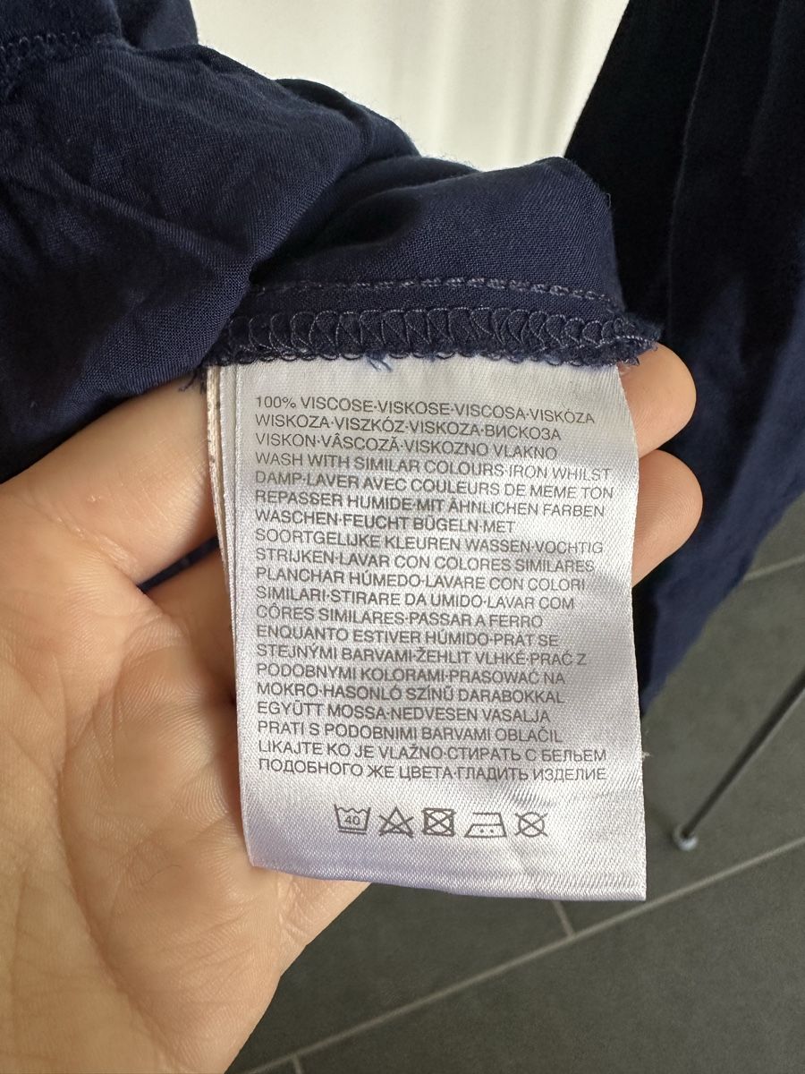 C&A Chemisiers: Clockhouse Bluse dunkelblau Grösse XS – D'occasion à Péry par jasiii03 2