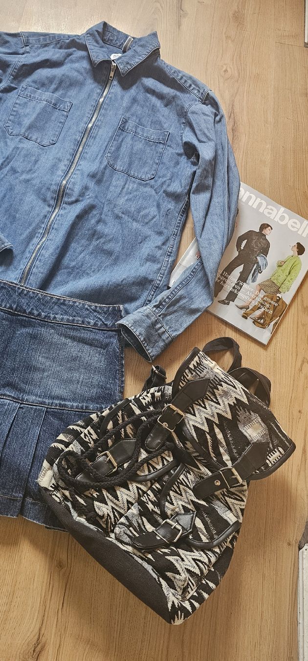 Only Lotti di vestiti: SPRING SALE  set & Aztec backpack, size m, great condition! – Usato da Rorschach venduto da Alles_9.90 2