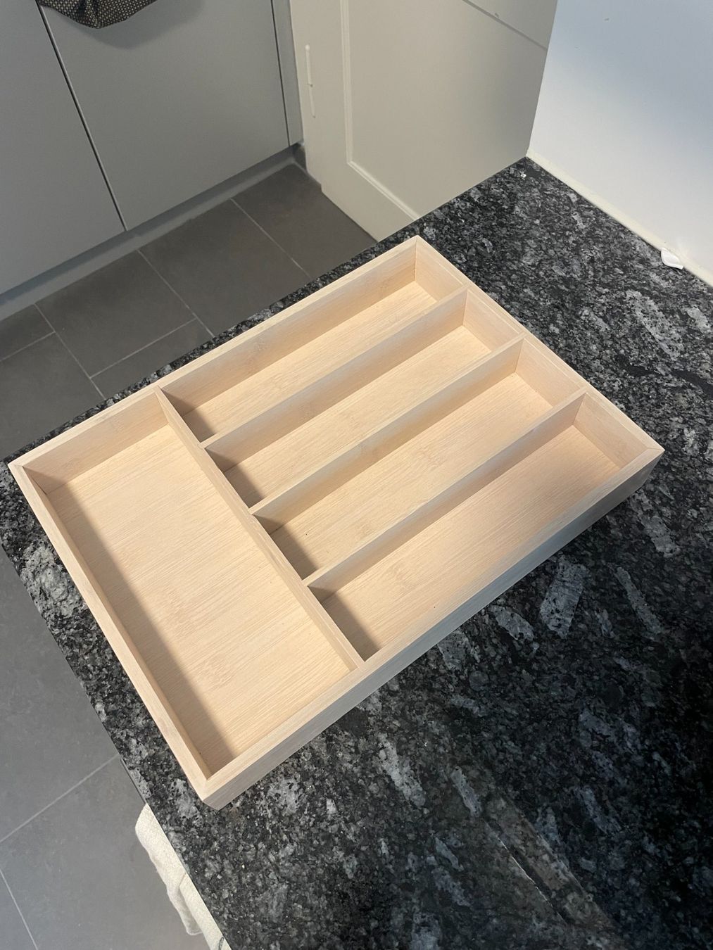 Elettrodomestici da cucina: Besteckhalter aus Holz – Usato da Zürich venduto da hol_q8sg