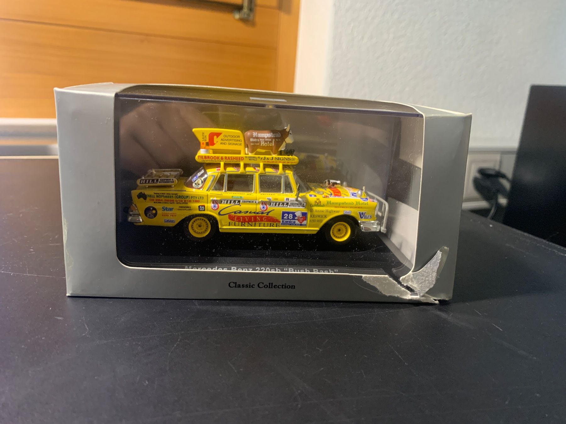 Mercedes-Benz Modellini d'auto: Mercedes Benz 220sb "Bush Bash" – Usato da Pfäffikon SZ venduto da Anfh8806 4