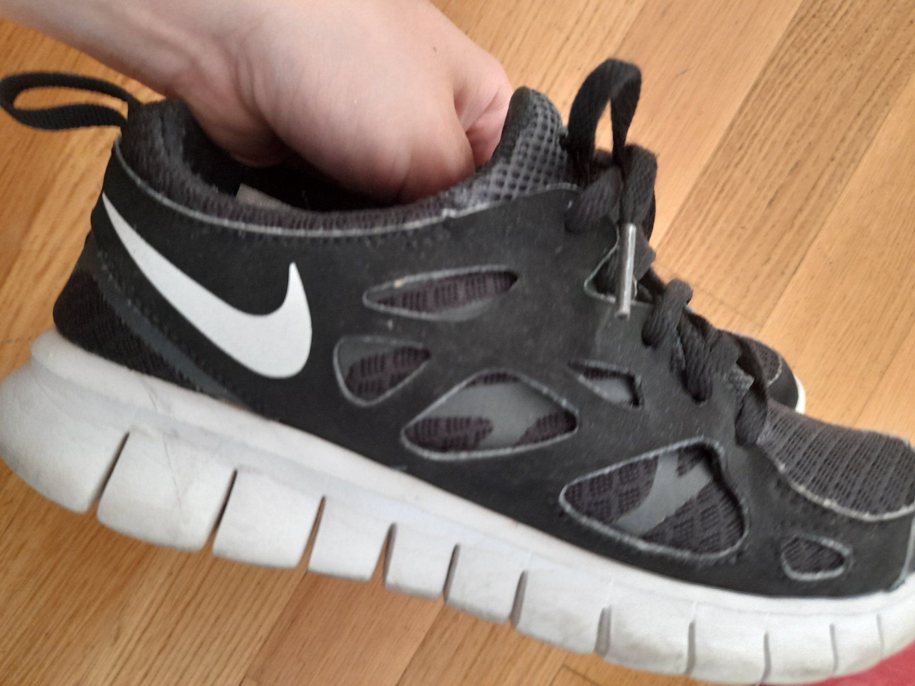 Nike Scarpe da uomo: Nike Schuh sommer Gr. 36 – Nuovo (secondo la descrizione) da Gwatt (Thun) venduto da B.D.999 2