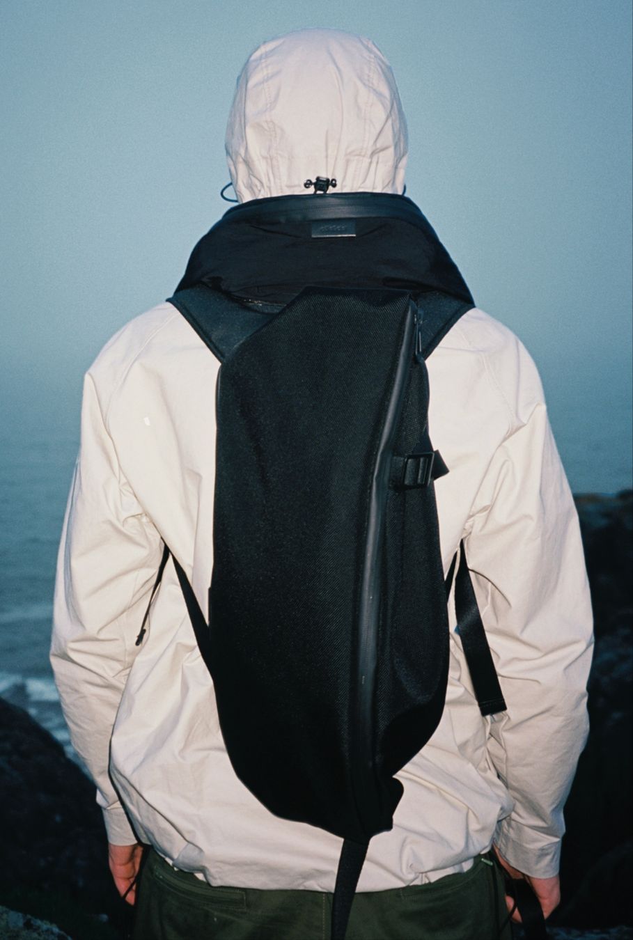 Côte&ciel Zaini: CÔTE & CIEL backpack Ashokan - brand new – Nuovo (secondo la descrizione) da Zürich venduto da bandi-m