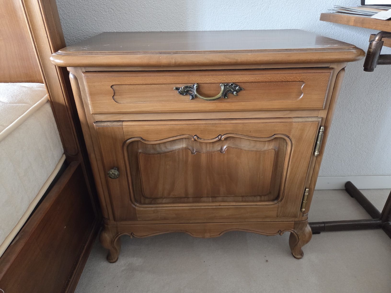 Comodini: 2 Nachttischli – Usato da Wädenswil venduto da Greatstuff 5