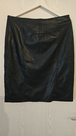 Schicke Leder-Look Rock Gr. 38 Herbst/Winter 🍂 Top Zustand