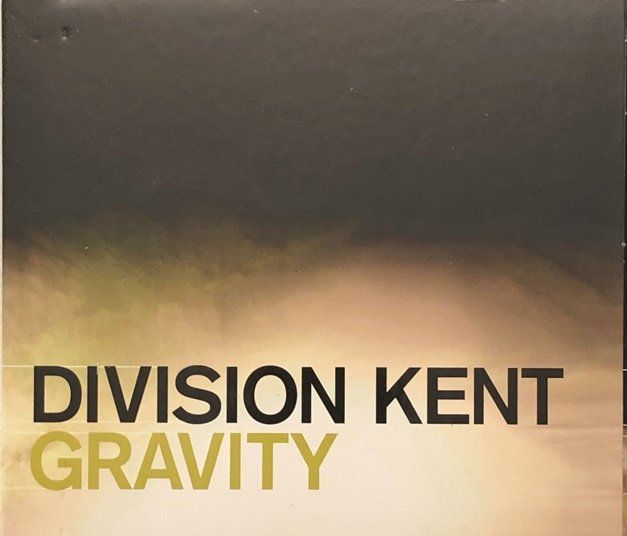 CDs: Division Kent – Gravity – D'occasion à Grüningen par azulverde
